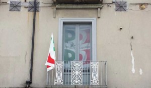 La sede del PD in piazza Umberto I è aperta per raccogliere le ultime adesioni