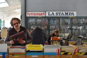 Grottaminarda capitale del vinile: la Fiera del Disco accoglie collezionisti e appassionati